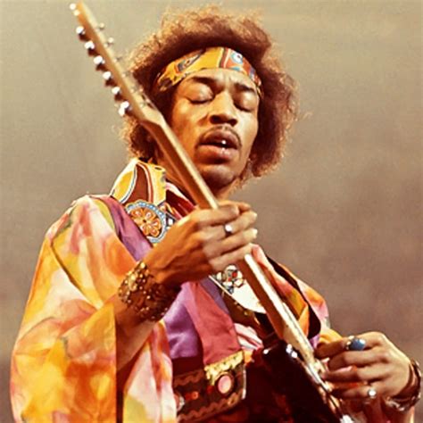 why was jimi hendrix famous.